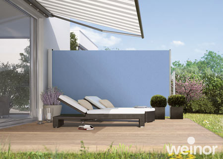 Seitlicher Wind- und Sonnenschutz in blau von weinor